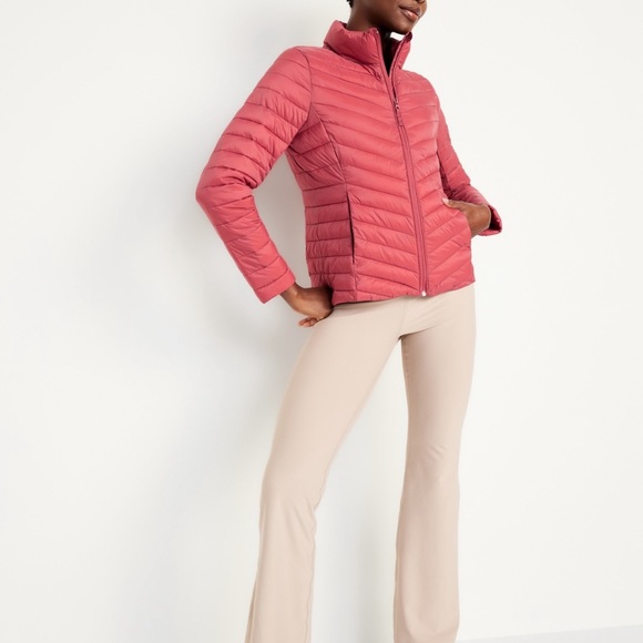 NWT OLD NAVY Water-Resistant Narrow-Channel Puffer Jacket  Dusty Red Size Medium - Picture 3 of 7
